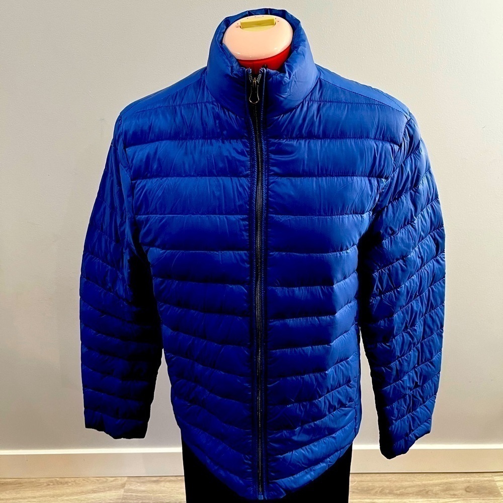 Core Life Packable Down Puffer Jacket in Royal Blue. Size small